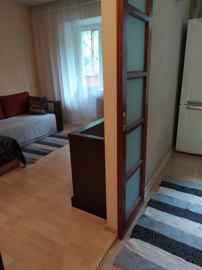 Three Bedroom Stepana Bandery Street Ρίβνε Δωμάτιο φωτογραφία