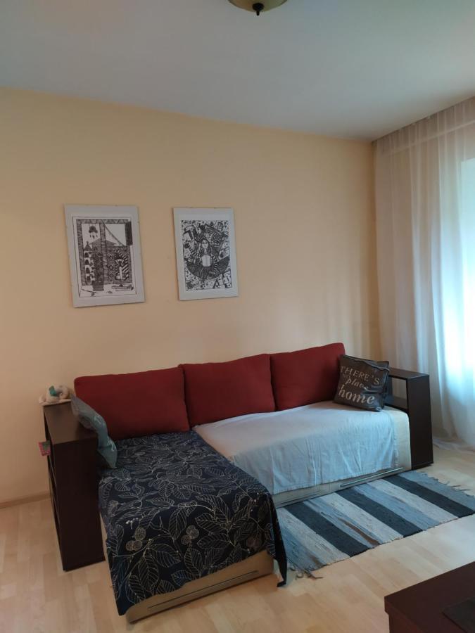Three Bedroom Stepana Bandery Street Ρίβνε Δωμάτιο φωτογραφία