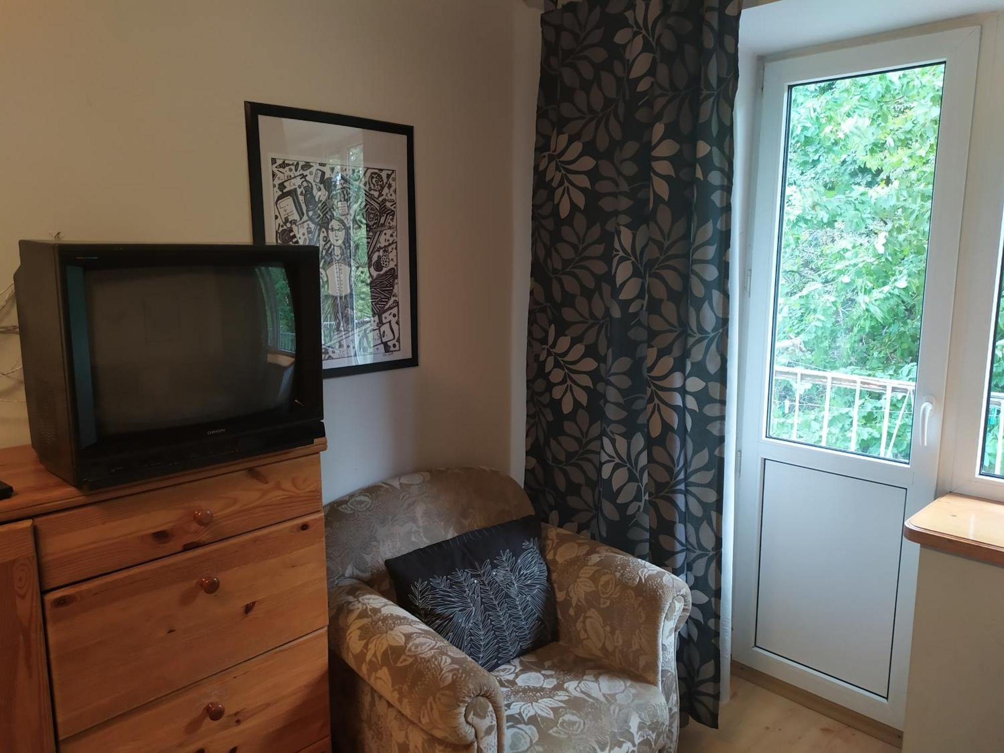 Three Bedroom Stepana Bandery Street Ρίβνε Δωμάτιο φωτογραφία