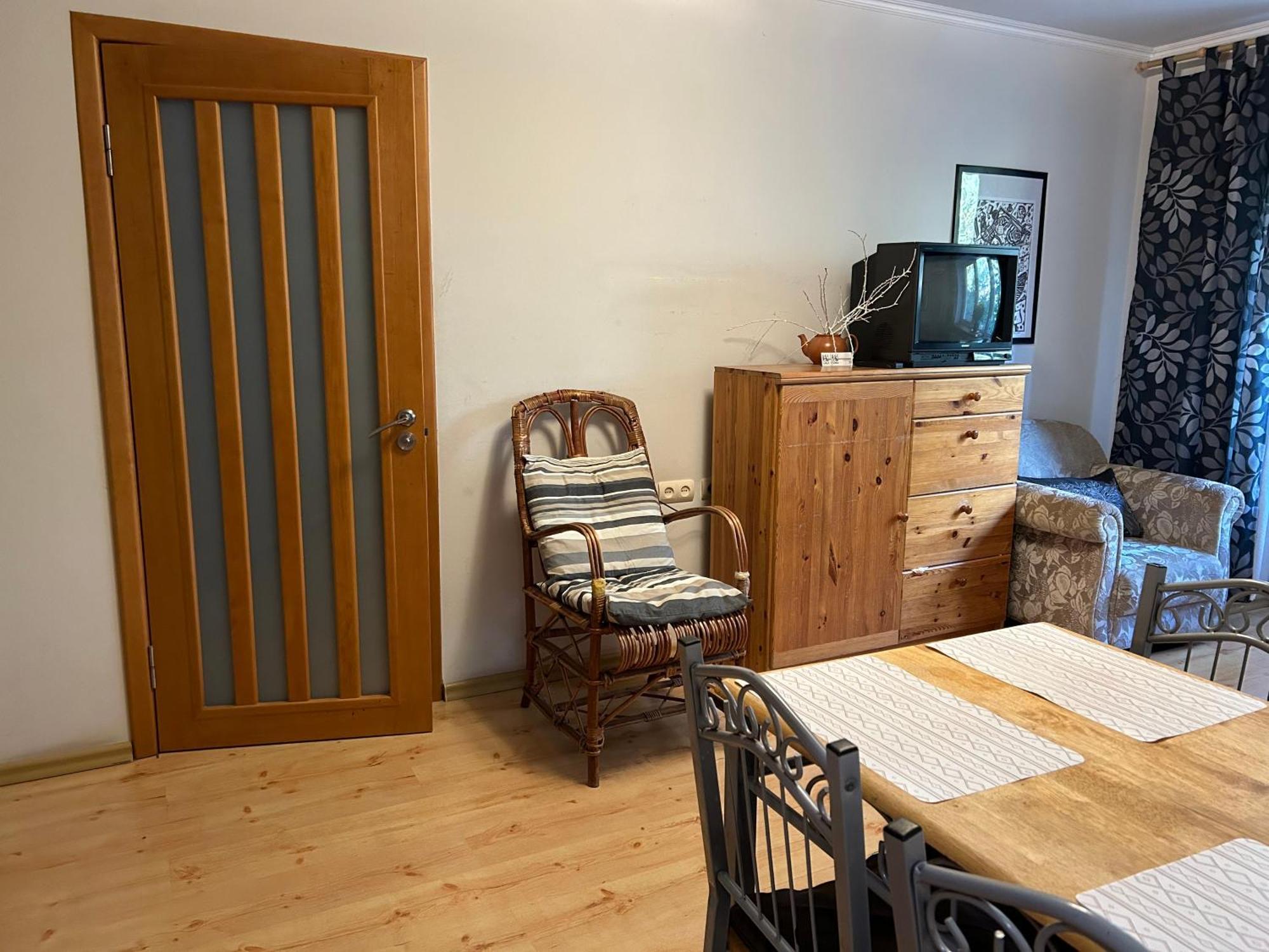 Three Bedroom Stepana Bandery Street Ρίβνε Εξωτερικό φωτογραφία