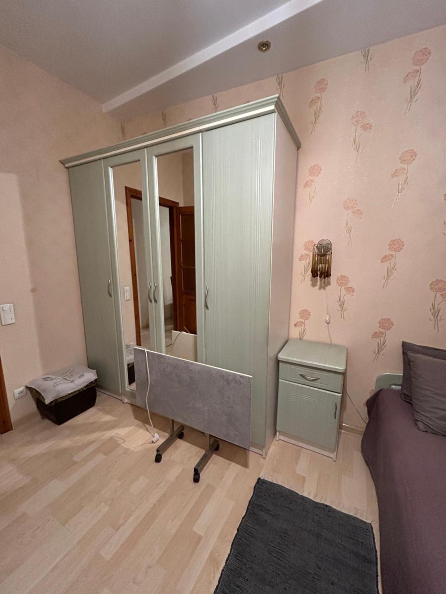 Three Bedroom Stepana Bandery Street Ρίβνε Εξωτερικό φωτογραφία